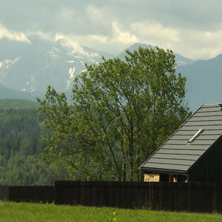 Chalet Dom Zagorami Lapszanka